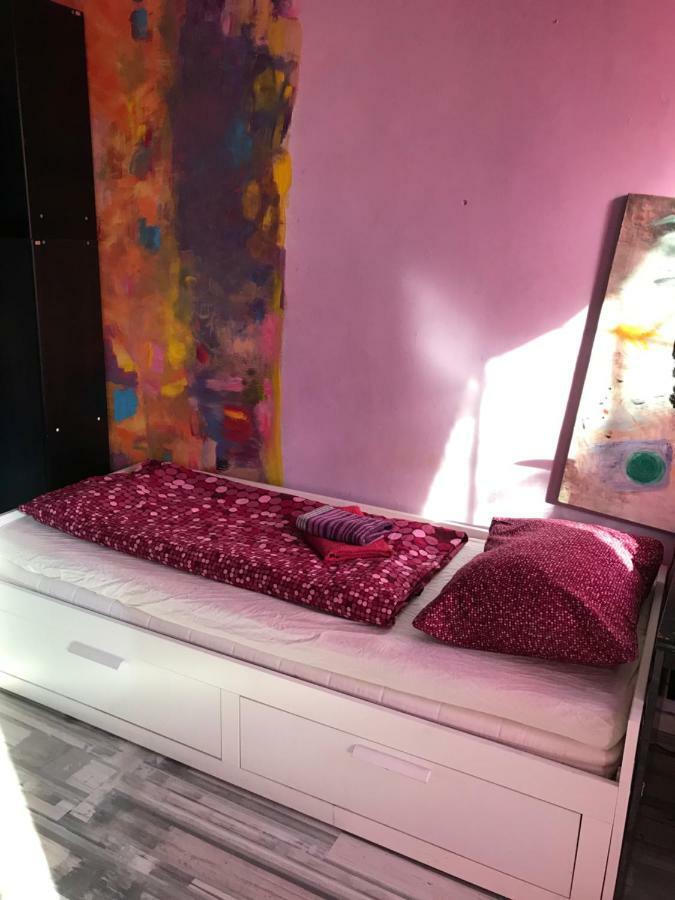 Hotel Sebarozvoja S Moznostou Ziskania Poznania A Inspirujucich Prostriedkov Na Uplatnovanie Vedomia, Premenu Seba A Prostredia Interieru Bratislava